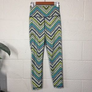 Aerie AEO Chill Play Move Bright Pattern Leggings
